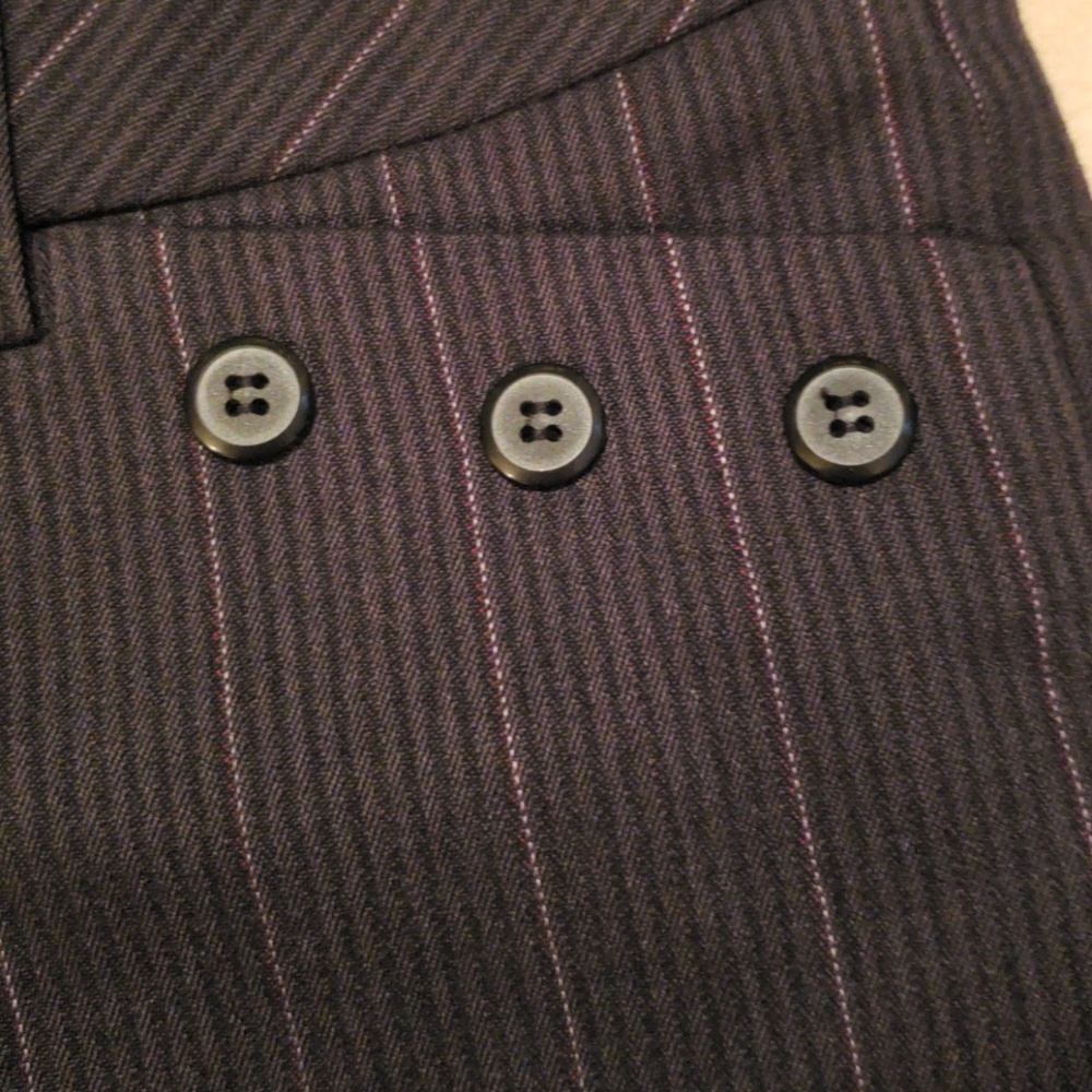 Pinstripe crop dress pants - Picture 3 of 5